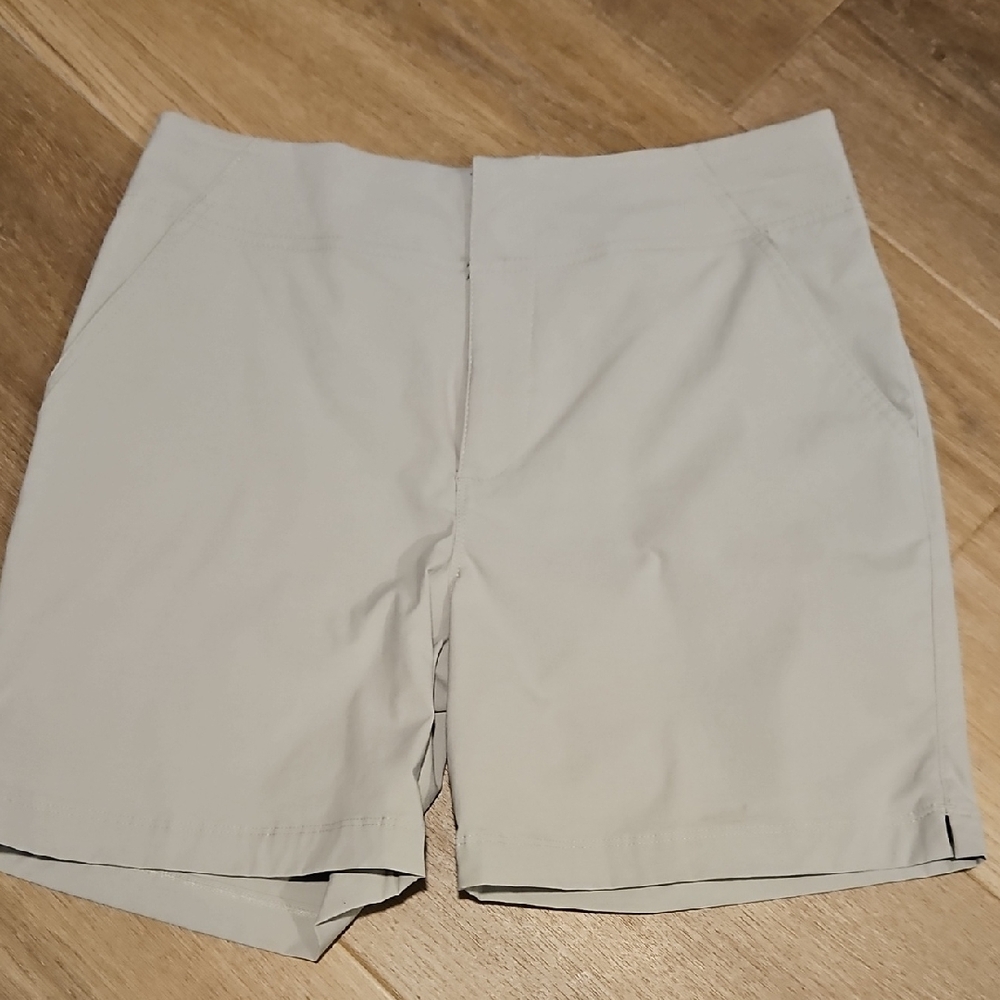 Columbia Shorts